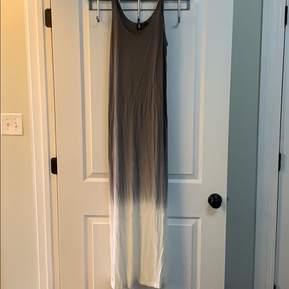 Maxi dress - Picture 1 of 3